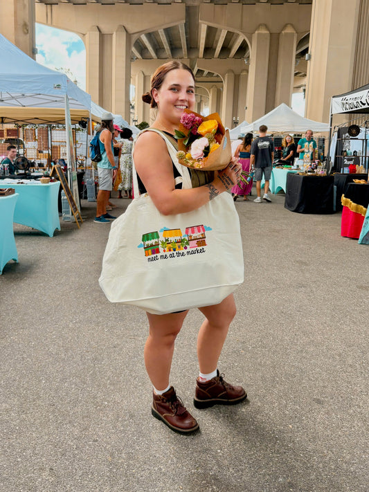 Meet Me at the Market XL Totoe